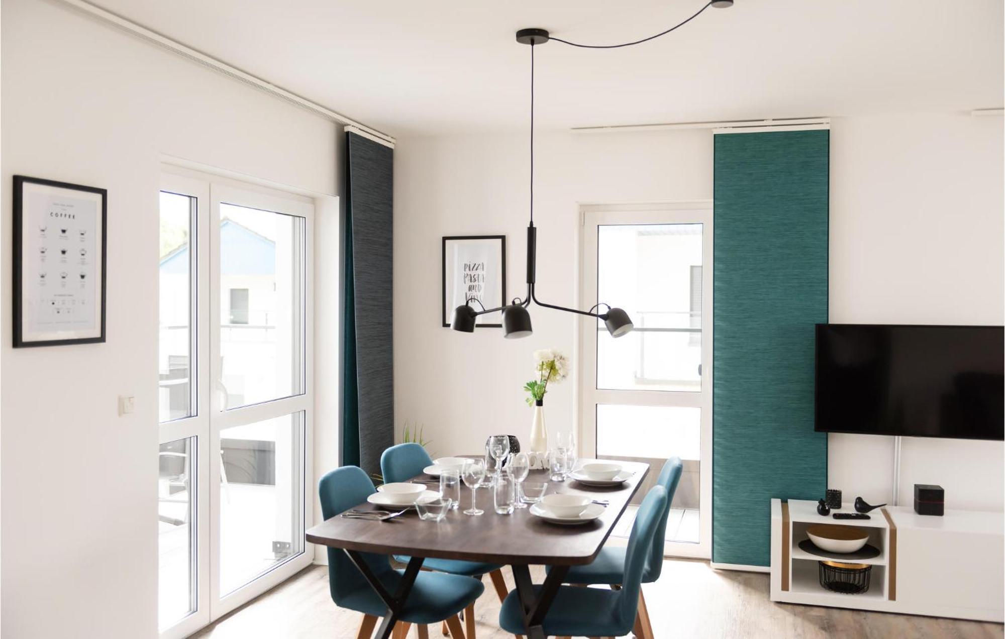 Amazing Apartment In Rechlin With Kitchen Extérieur photo